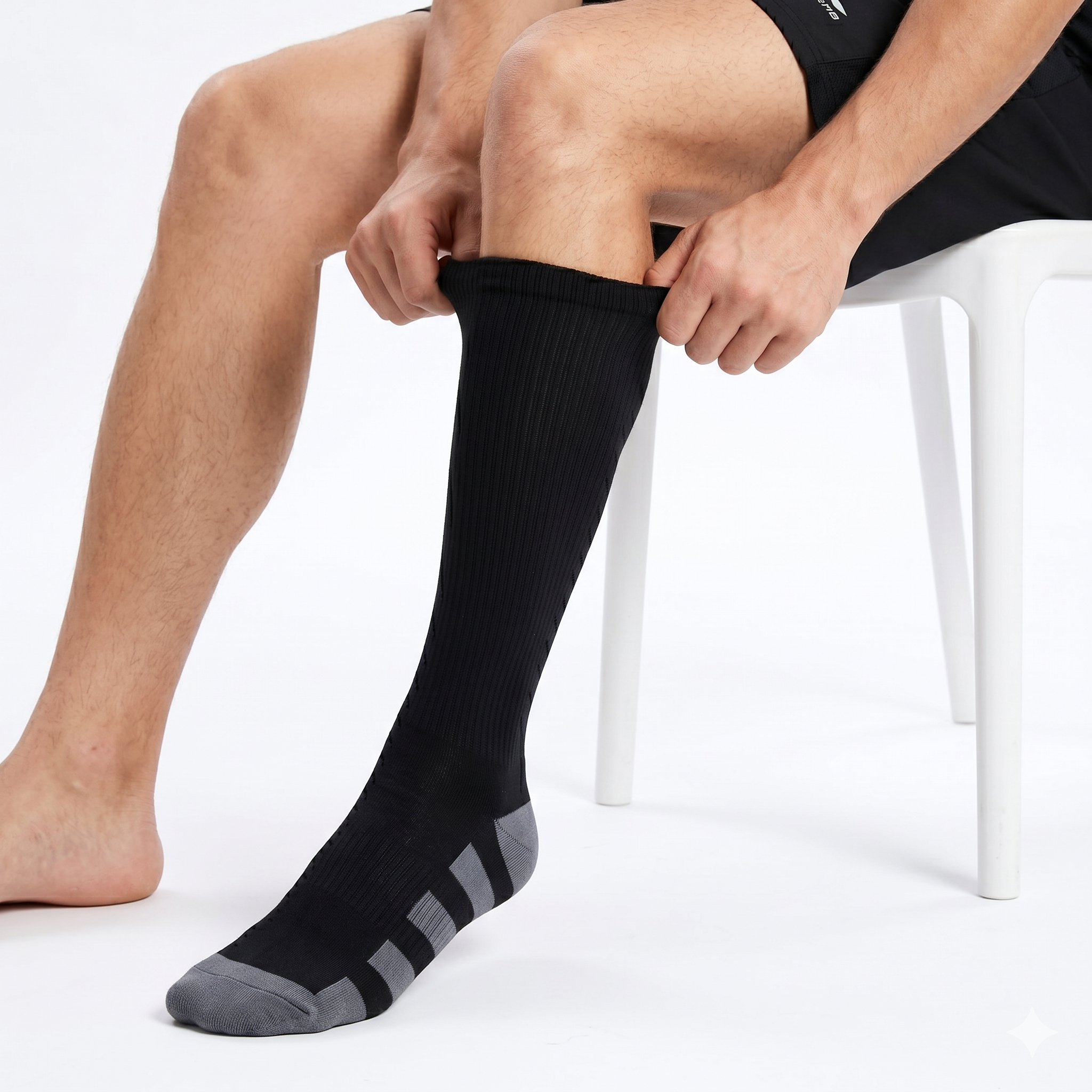 MedCare™ 20–30 mmHg Knee-High Compression Socks for Marathon and CrossFit